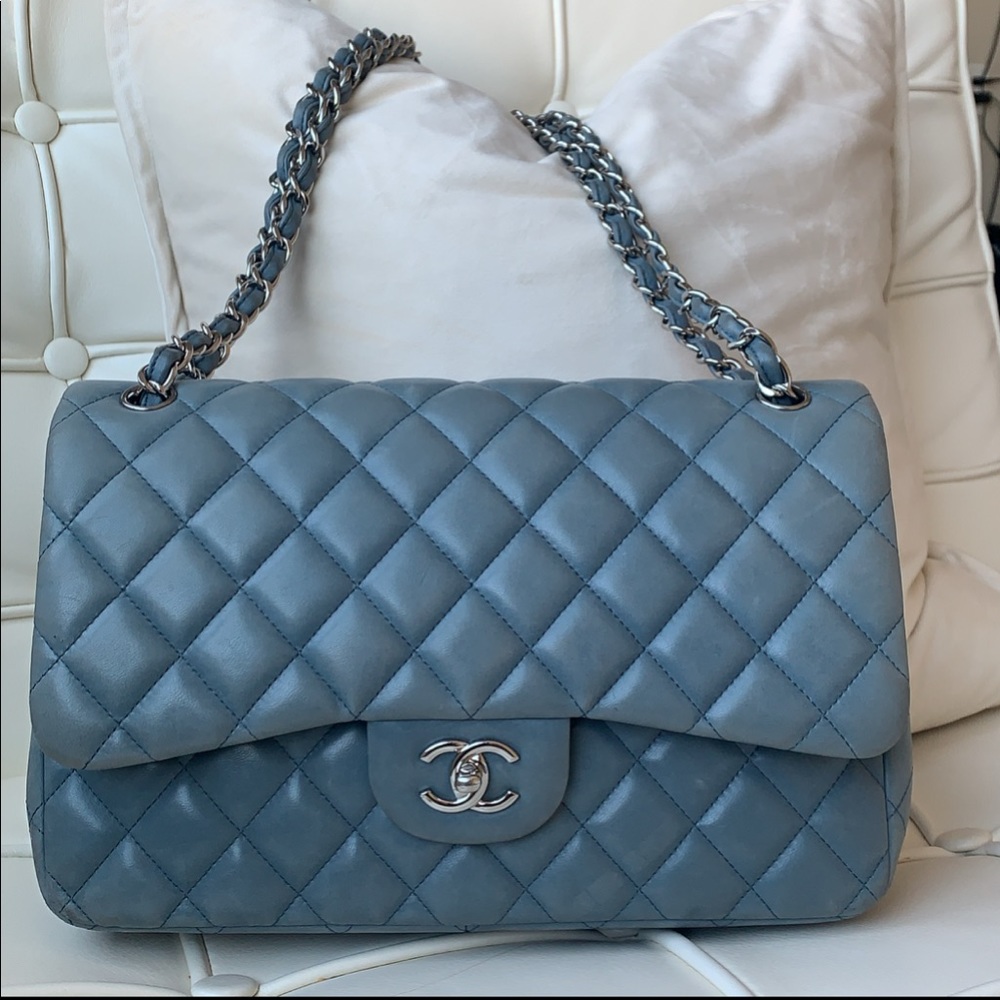 $8K CHANEL JUMBO CLASSIC - LAMBSKIN - POWDER BLUE - Picture 3 of 16